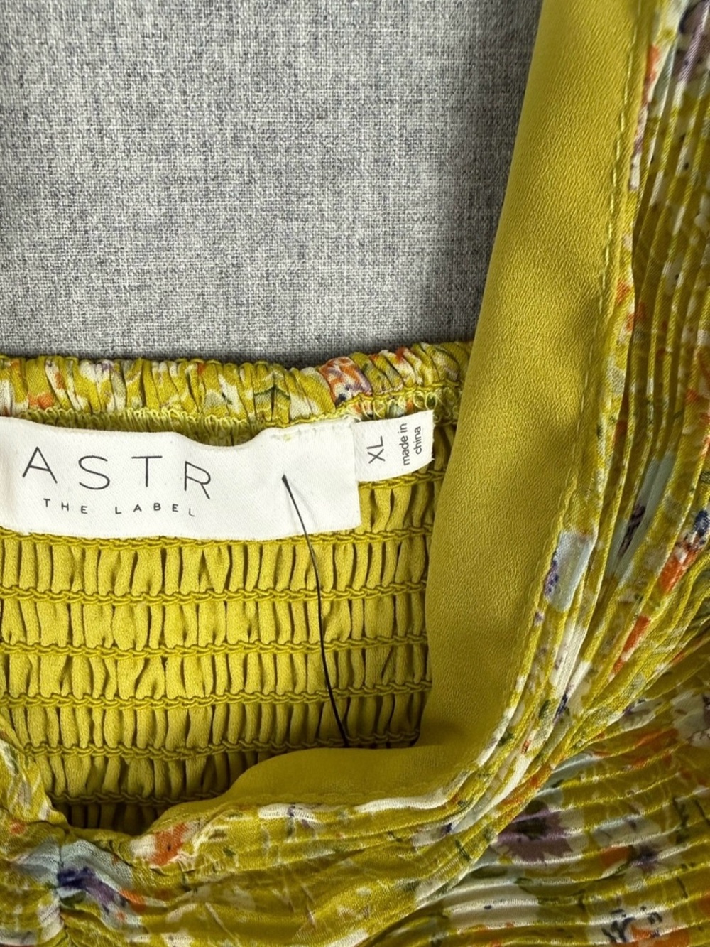 NWT ASTR The Label Chartreuse Ribbed Top - Picture 6 of 11